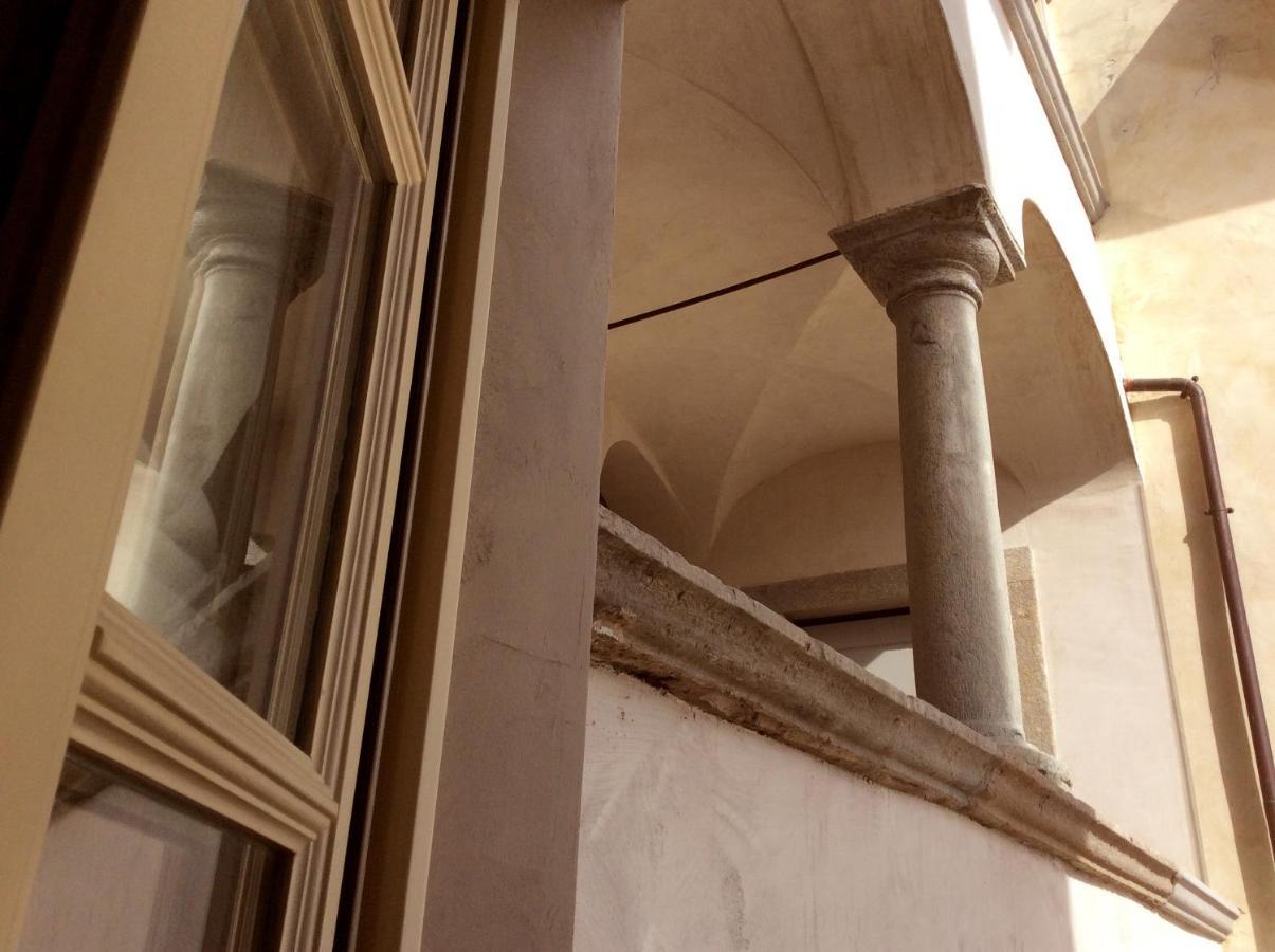 דירות צ'יאוונה La Loggia מראה חיצוני תמונה